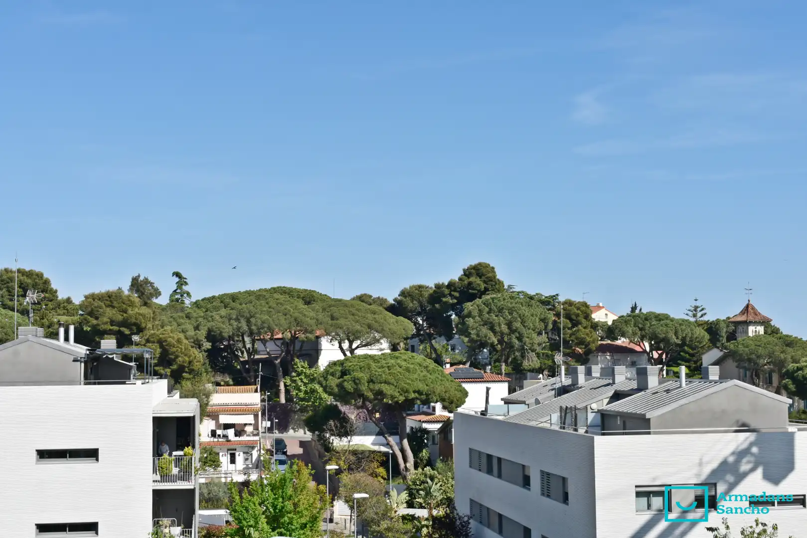 Exterior view of Duplexes for rent in Tiana  with Air Conditioner, Parquet flooring and Terrace