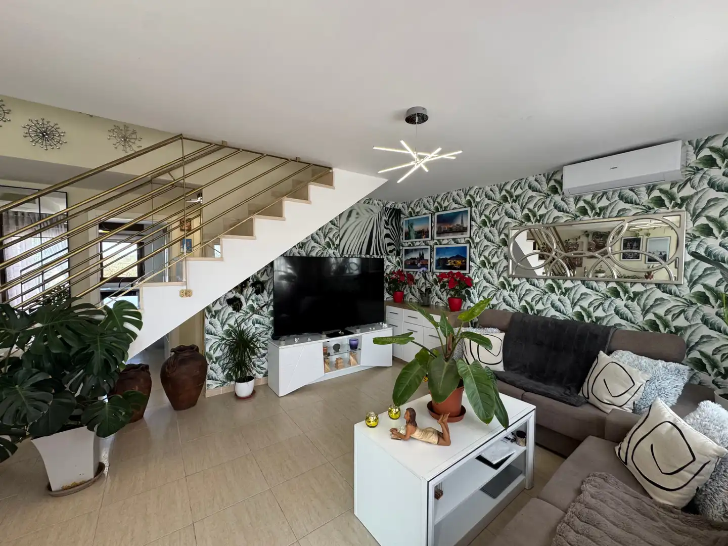 Sala de estar de Dúplex en venta en San Jorge / Sant Jordi con Aire acondicionado, Terraza y Trastero