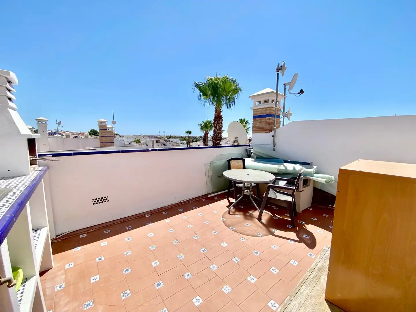 Terrassa de Casa o xalet en venda en Orihuela amb Terrassa, Piscina i Moblat