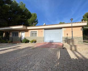 Vista exterior de Casa o xalet en venda en Tibi amb Calefacció, Jardí privat i Terrassa