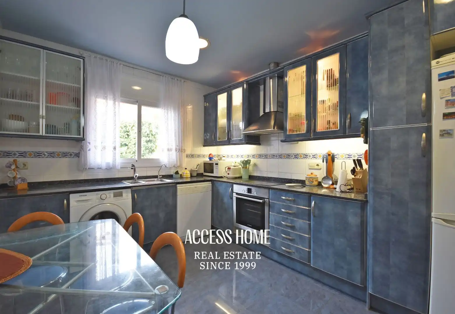 Cocina de Casa o chalet en venta en Sant Pol de Mar con Calefacción, Trastero y Piscina