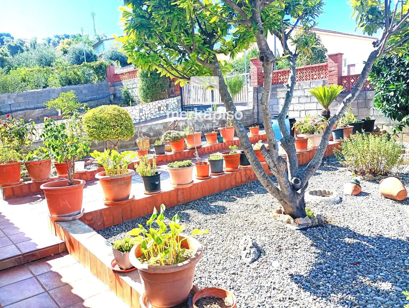 Jardí de Casa o xalet en venda en Castellet i la Gornal amb Aire condicionat, Calefacció i Moblat