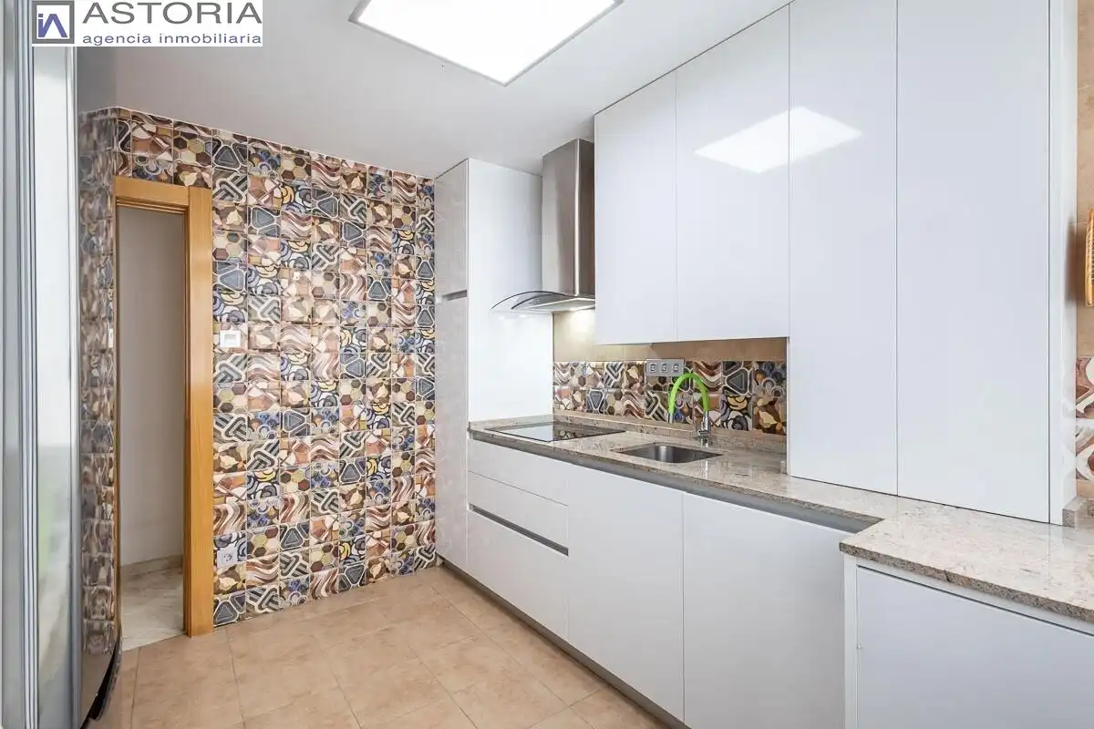 Flat with terrace for sale in Pasaje Conde Alcalá 2, imagen 10