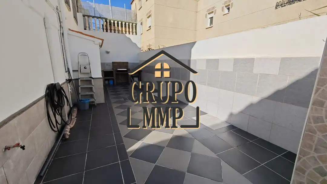 Vista exterior de Casa o chalet en venta en Oropesa del Mar / Orpesa con Aire acondicionado, Calefacción y Amueblado