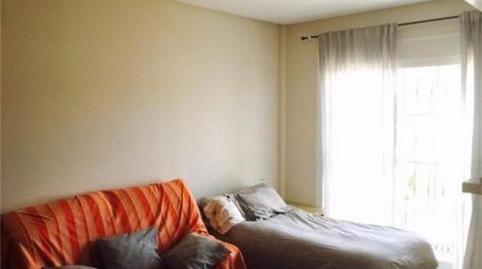 Foto 3 de Casa adosada en venda a Los Naranjos, Málaga