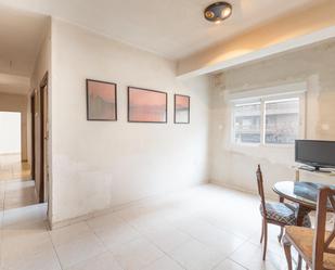 Dining room of Flat for sale in  Granada Capital