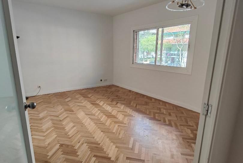 Bedroom of Flat for sale in  Barcelona Capital  with Air Conditioner, Heating and Parquet flooring