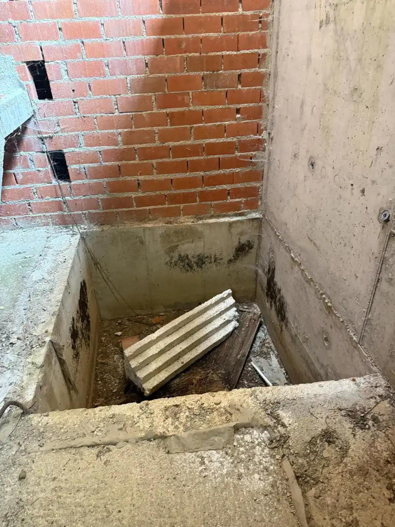 Edificio en venta en Cedillo del Condado