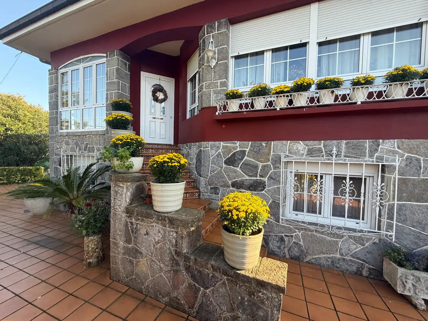 Vista exterior de Casa o chalet en venta en Castrillón con Calefacción, Jardín privado y Piscina