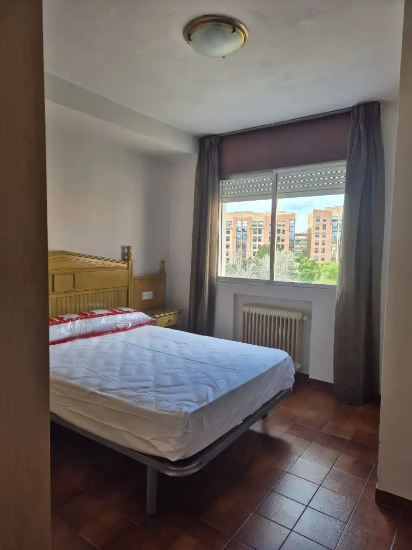 Schlafzimmer von Wohnung zur Miete in Granada mit Heizung, Möbliert und Waschmaschine