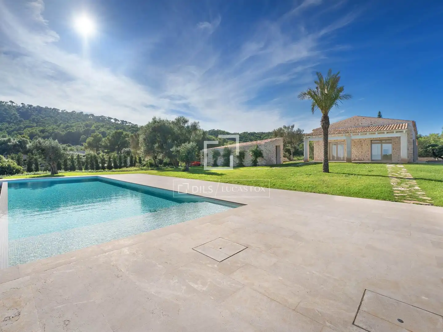 Garden of Country homes for sale in Capdepera  with Air Conditioner, Heating and Private garden