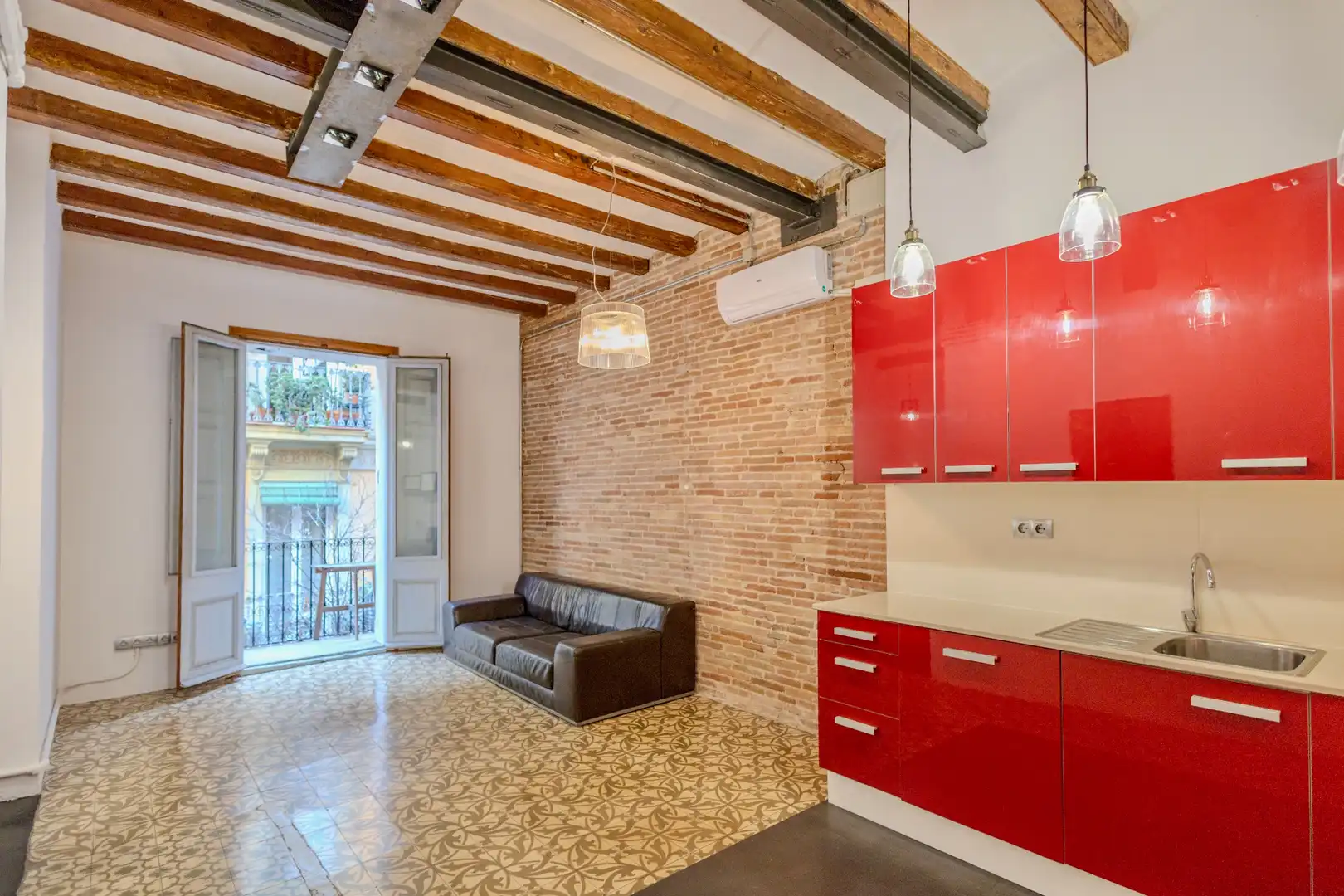 Cocina de Piso en venta en Barcelona con Aire acondicionado, Calefacción y Horno
