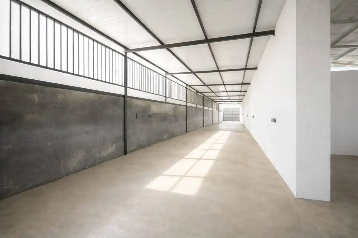 Industrial buildings for rent in Catral