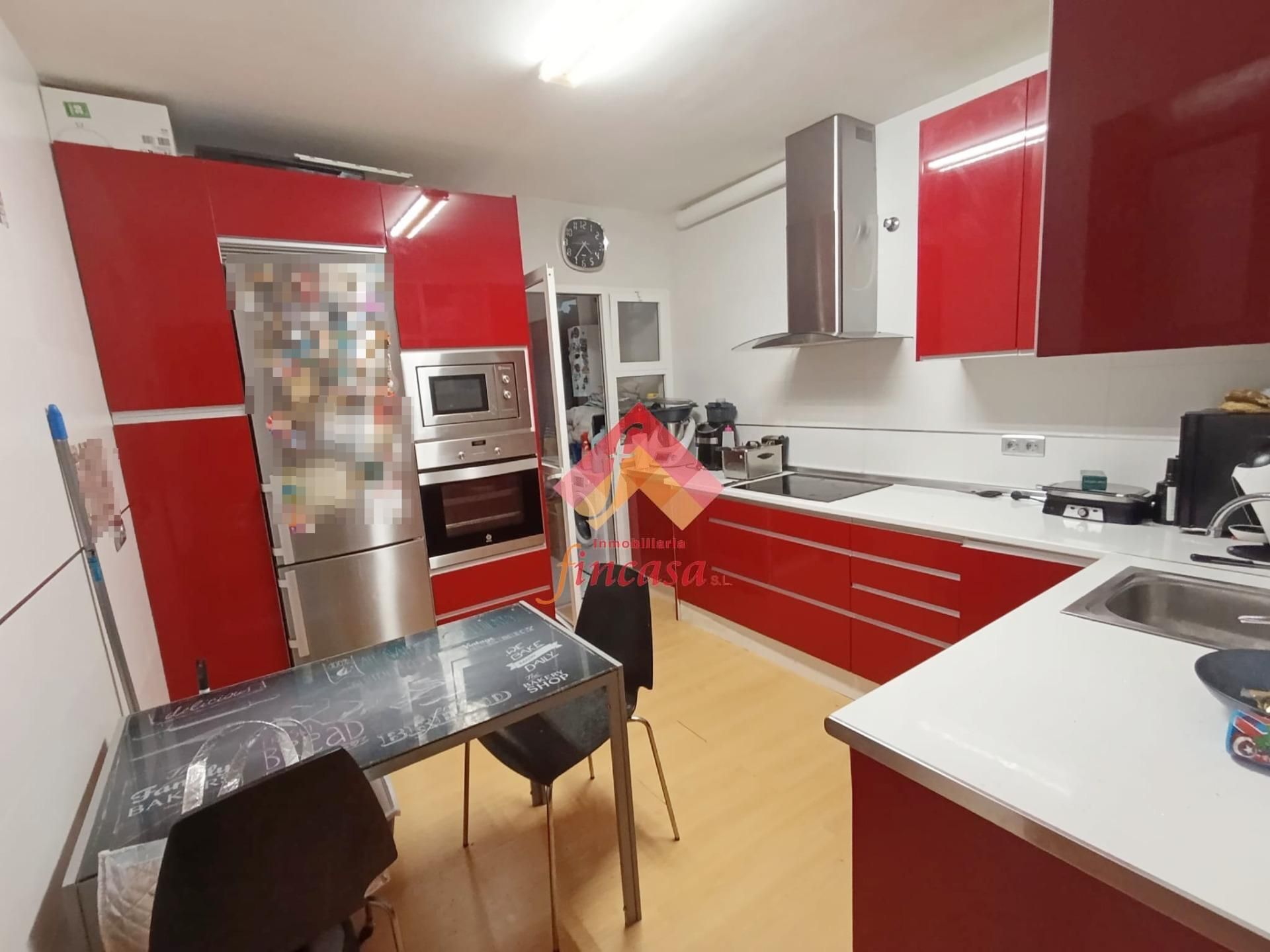 Kitchen of Flat for sale in Ronda  with Air Conditioner