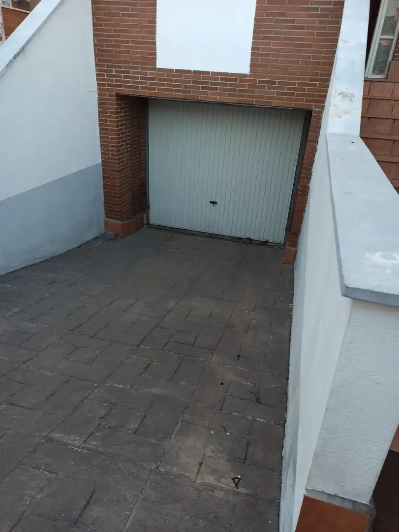 Casa o xalet en venda a Calle Libra, Parla Este
