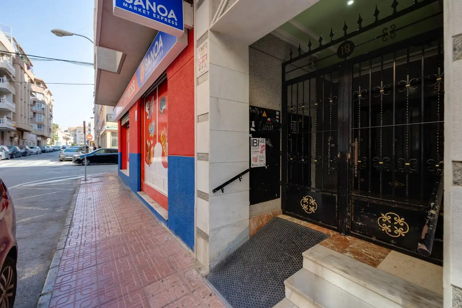 Piso en venta en Torrevieja con Aire acondicionado, Terraza y Amueblado