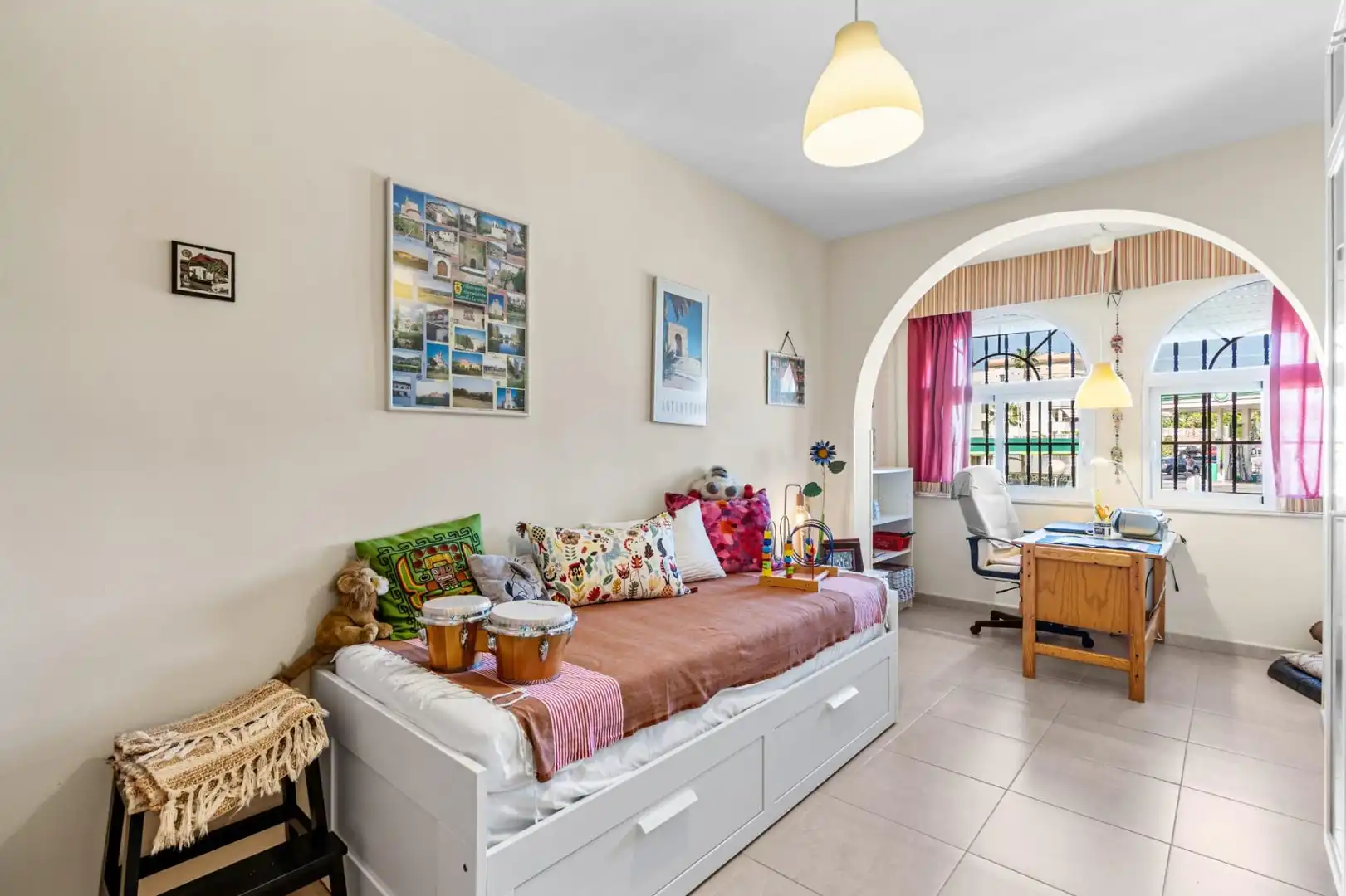Bedroom of Detached homes for sale in Fuengirola  with Air Conditioner, Private garden and Terrace