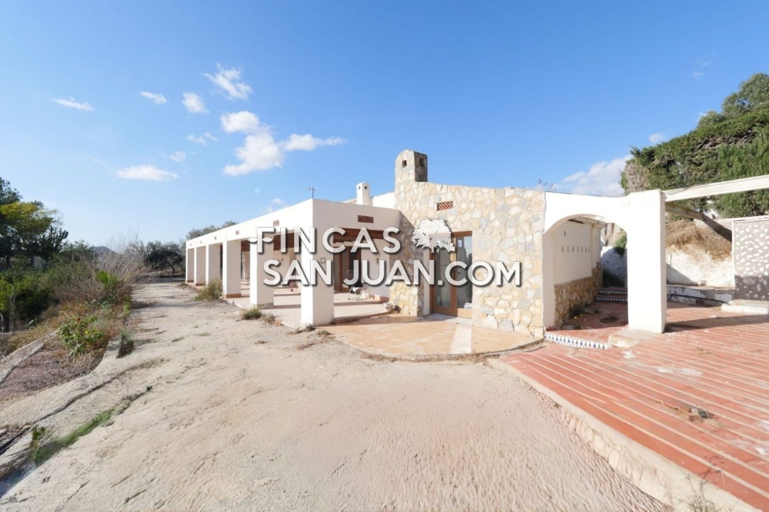 Vista exterior de Finca rústica en venta en Alicante / Alacant con Terraza y Balcón