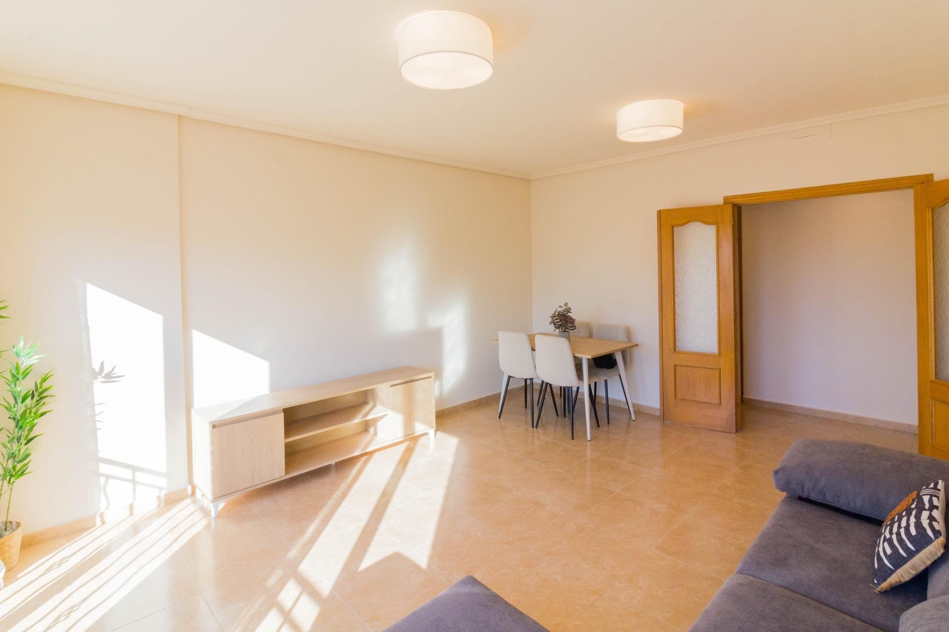 Sala de estar de Piso en venta en Albatera con Terraza y Trastero