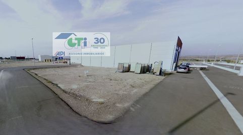 Foto 2 von Residential zum Verkauf in Calle a, Polígono Rio Gallego II, (san Mateo , San Mateo de Gállego, Zaragoza