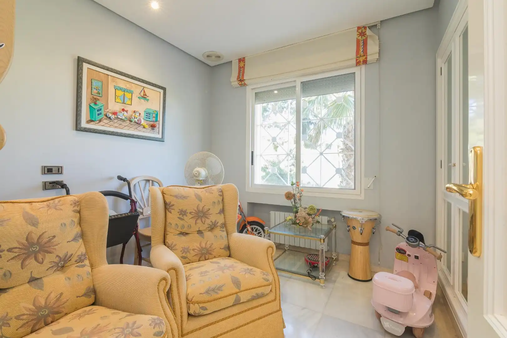 Habitación de Casa o chalet en venta en Elche / Elx con Aire acondicionado, Jardín privado y Terraza