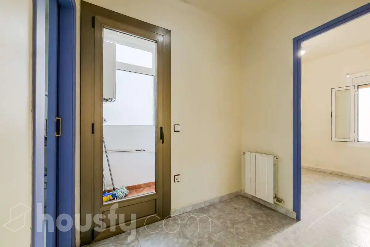 Piso en venta en Barcelona con Aire acondicionado, Calefacción y Balcón