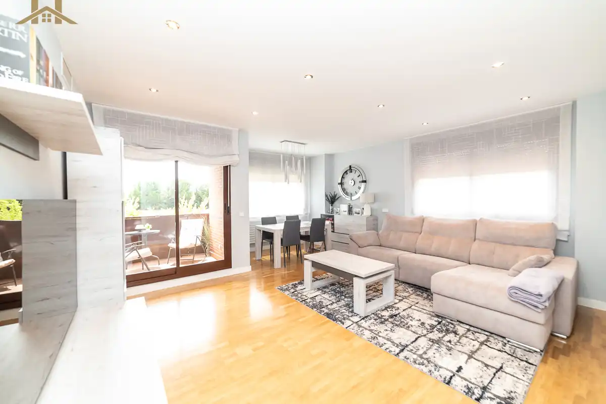 Wohnzimmer von Wohnung zum Verkauf in Boadilla del Monte mit Klimaanlage, Heizung und Abstellraum