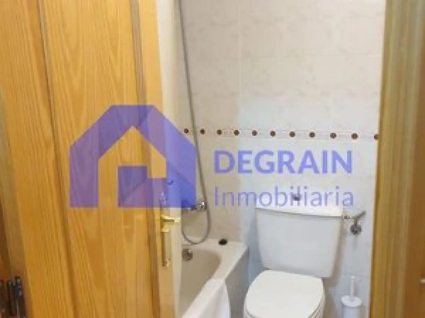 Baño de Piso de alquiler en Oviedo 