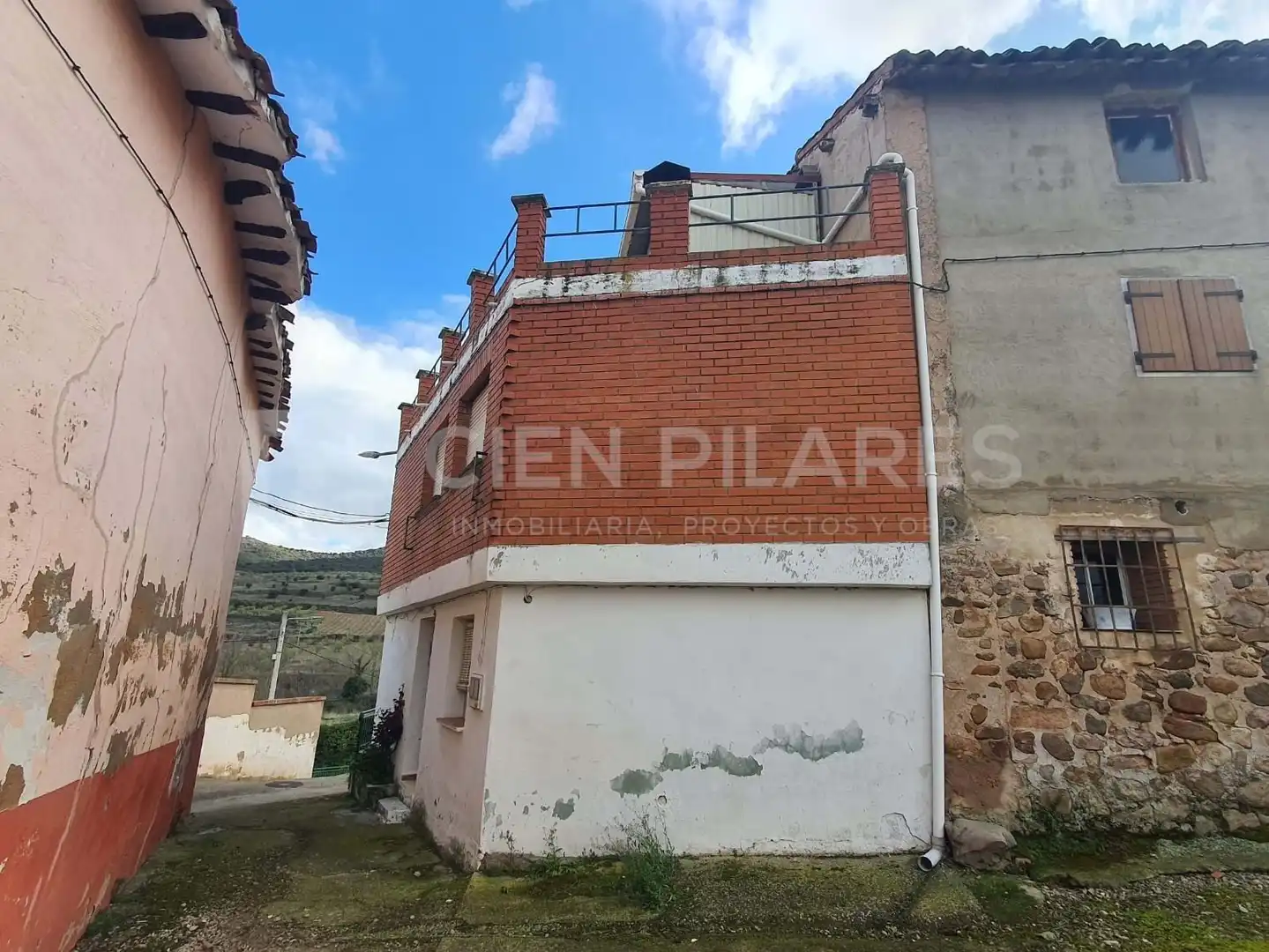 Vista exterior de Casa o chalet en venta en Bergasa con Terraza y Amueblado