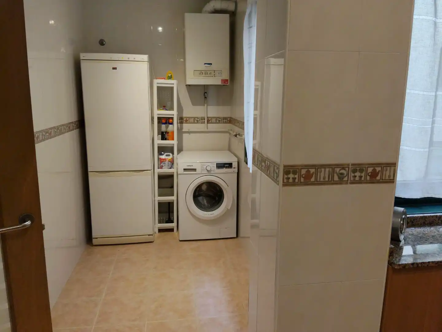 Küche von Wohnung zur Miete in A Coruña Capital 