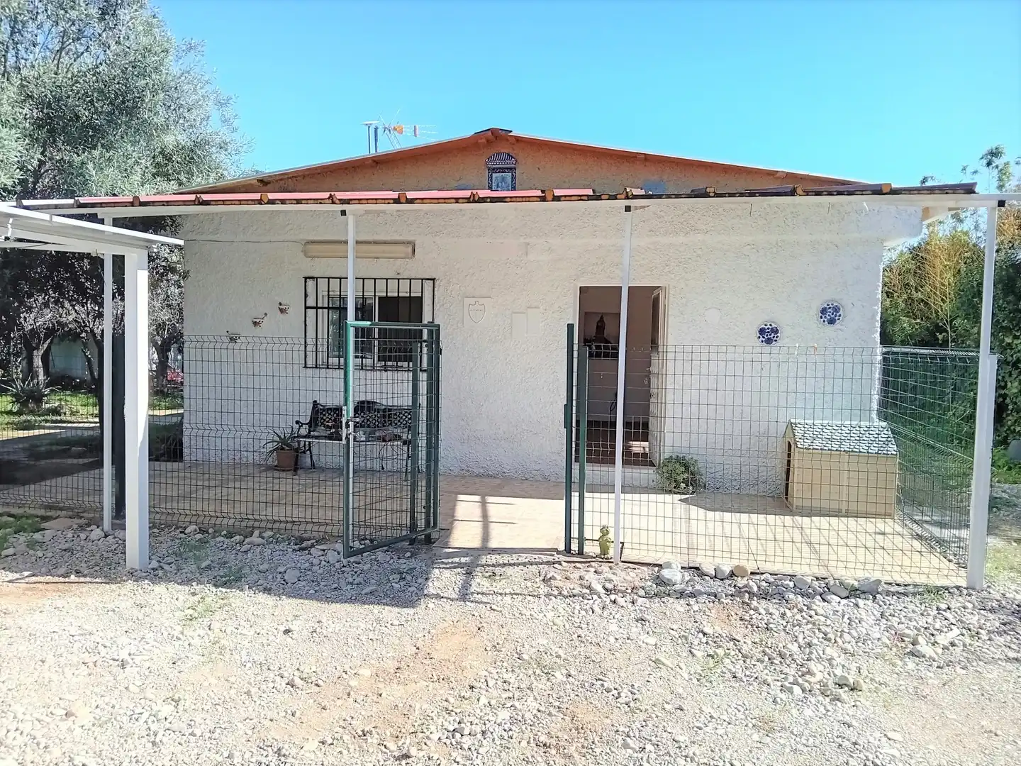 Vista exterior de Casa o xalet en venda en Cheste amb Jardí privat i Terrassa