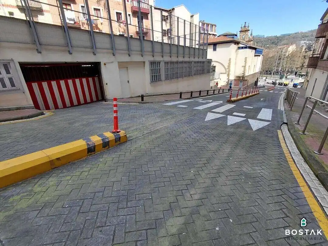 Parkplatz zur Miete in Luis Iruarrizaga Kalea, imagen 13
