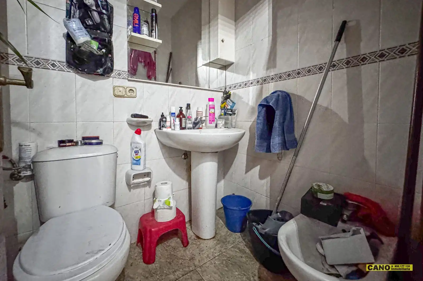 Bathroom of Flat for sale in Roquetas de Mar  with Terrace and Swimming Pool