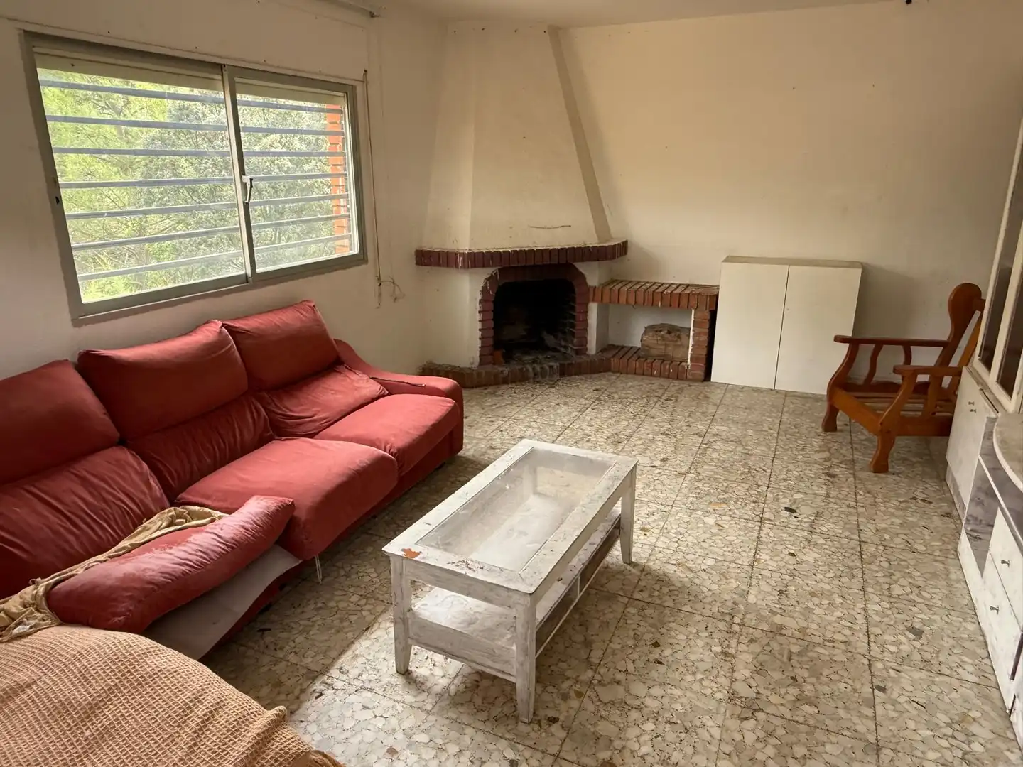 Sala d'estar de Casa o xalet en venda en Fuentenovilla amb Jardí privat i Terrassa