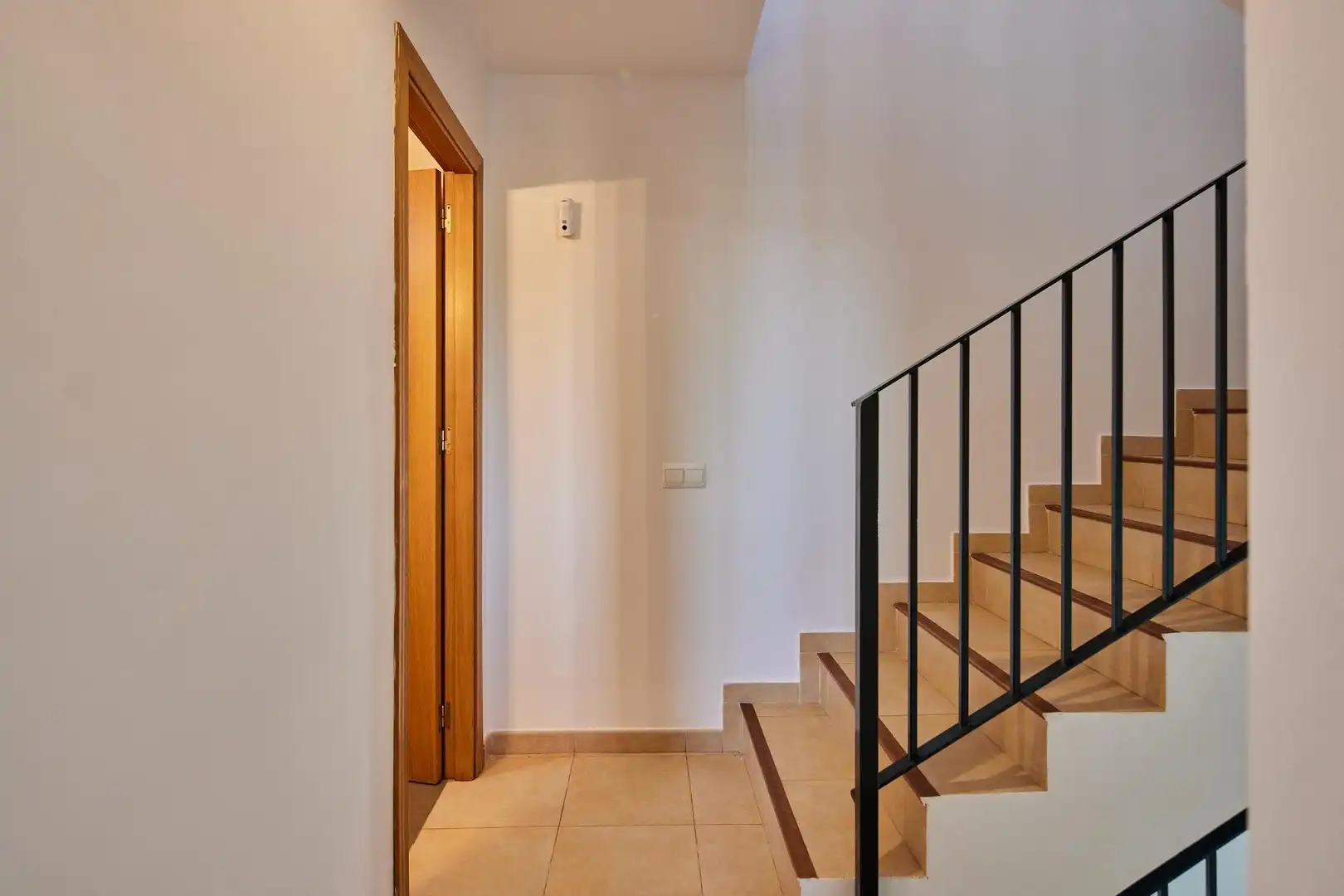 Casa adosada en venta en Medina Sidonia con Terraza, Balcón y Alarma