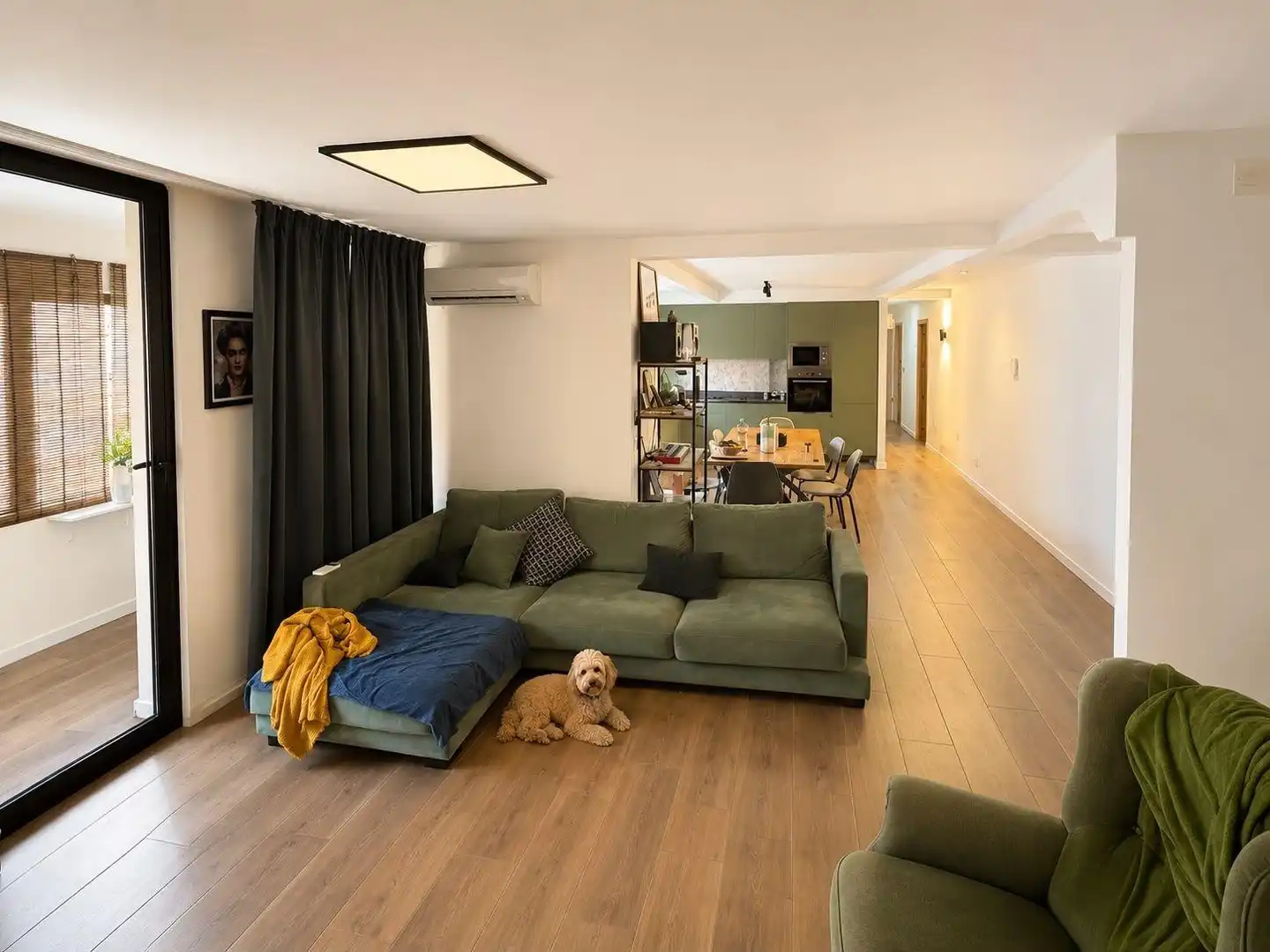 Living room of Flat for sale in Valencia  with Heating, Furnished and Balcony