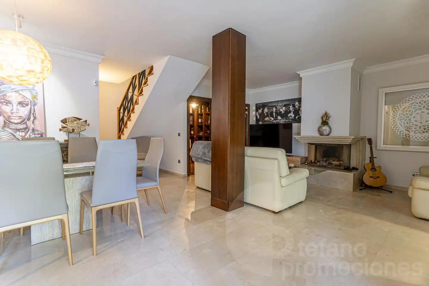 Sala d'estar de Casa o xalet en venda en Málaga amb Aire condicionat, Jardí privat i Parquet
