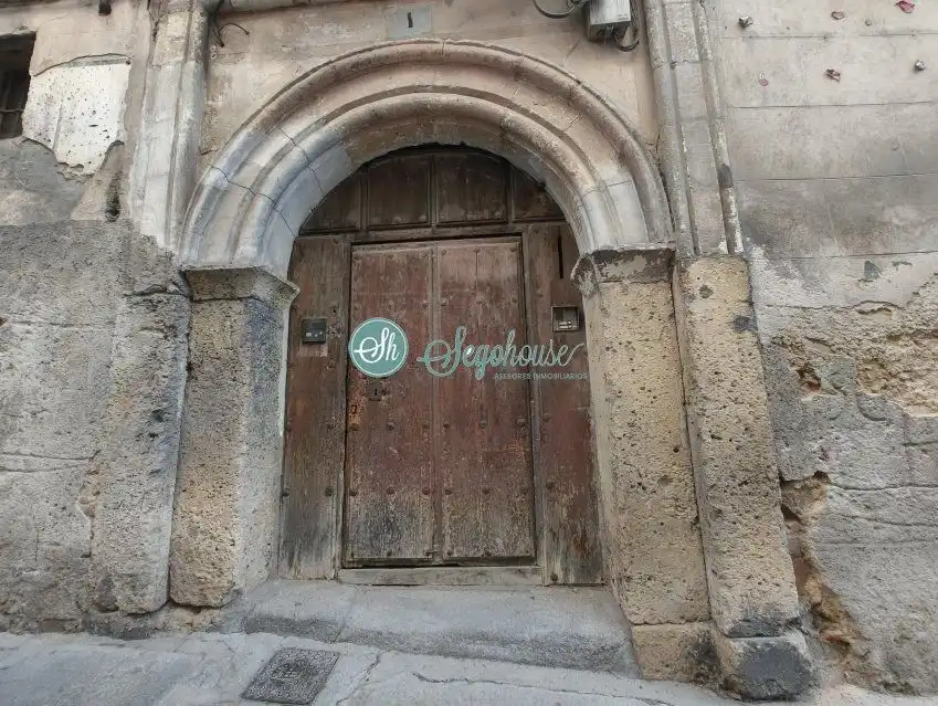 Flat for sale in Segovia  with Heating