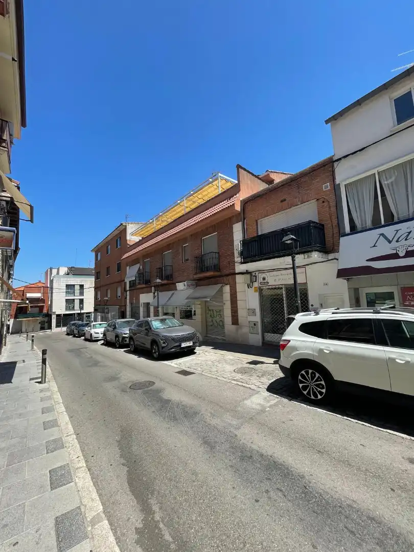 Vista exterior de Edifici en venda en San Agustín del Guadalix