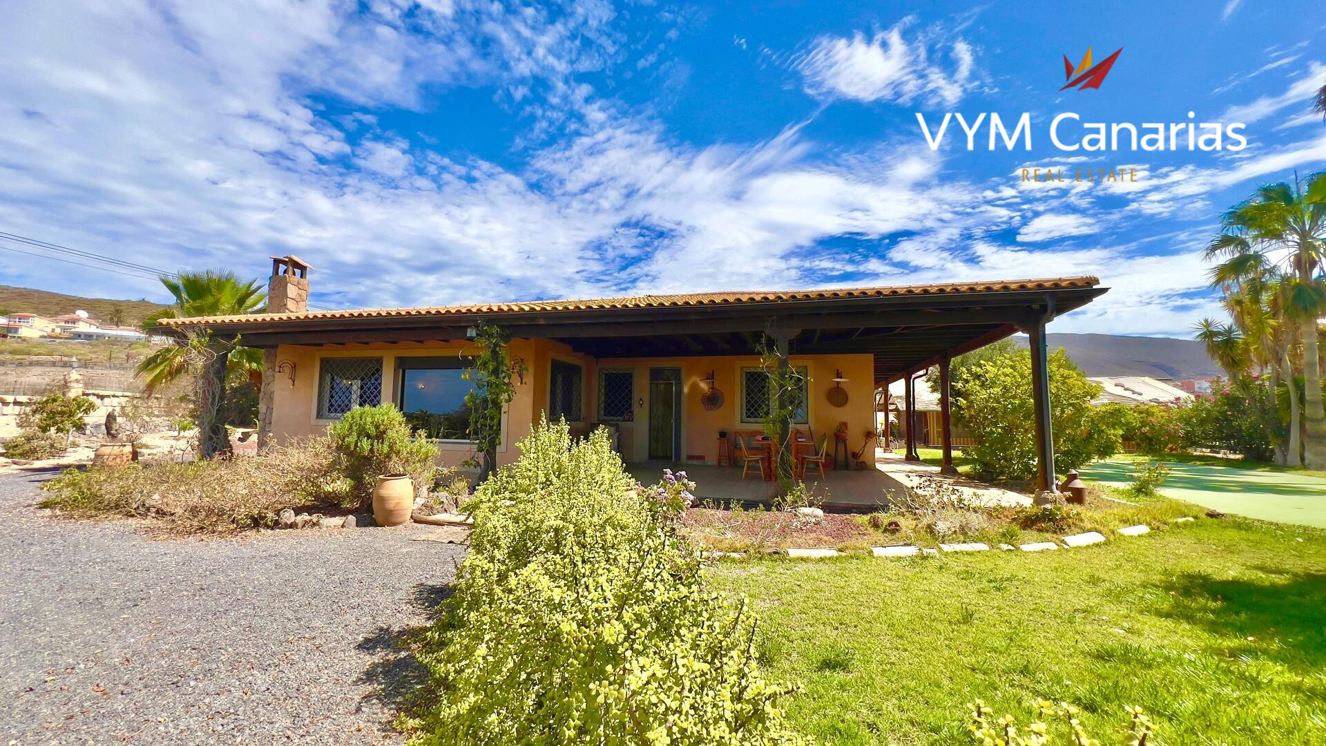 Vista exterior de Finca rústica en venda en Arona amb Aire condicionat, Jardí privat i Terrassa