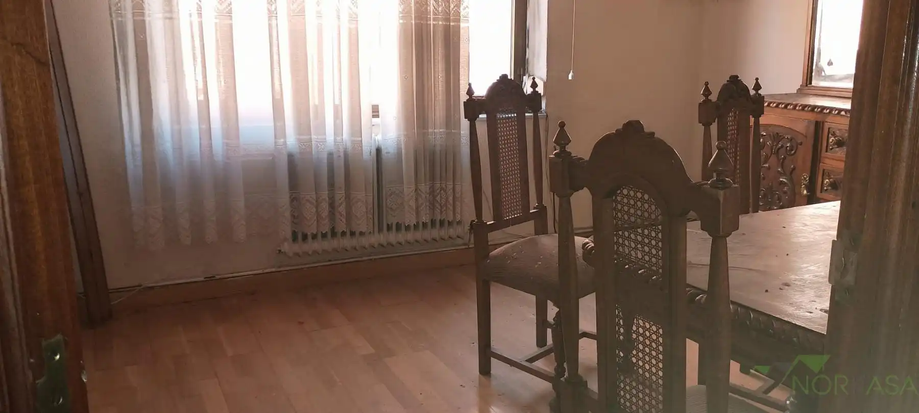 Comedor de Edificio en venta en Oviedo 