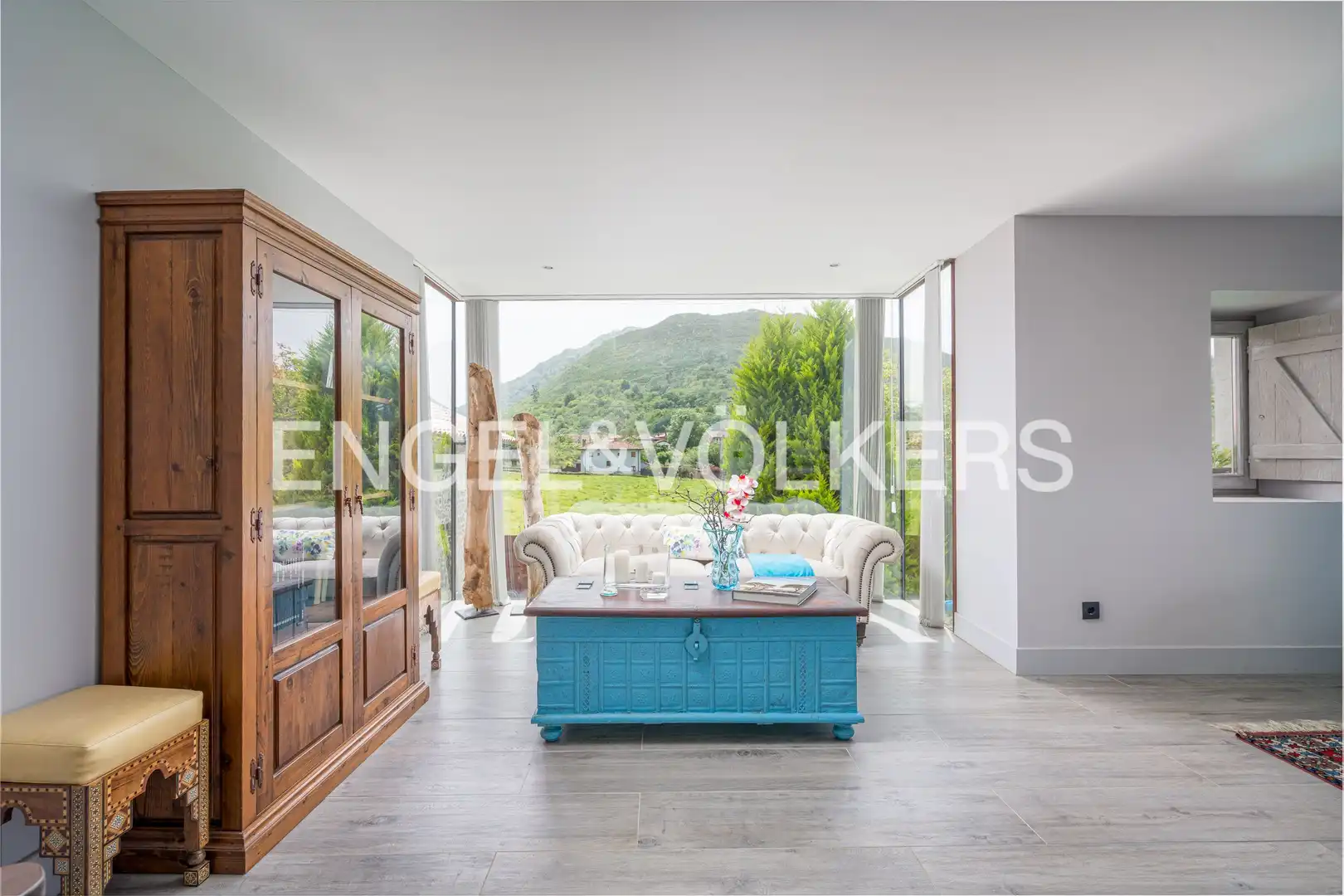 Sala de estar de Casa o chalet en venta en Cangas de Onís con Calefacción, Jardín privado y Terraza