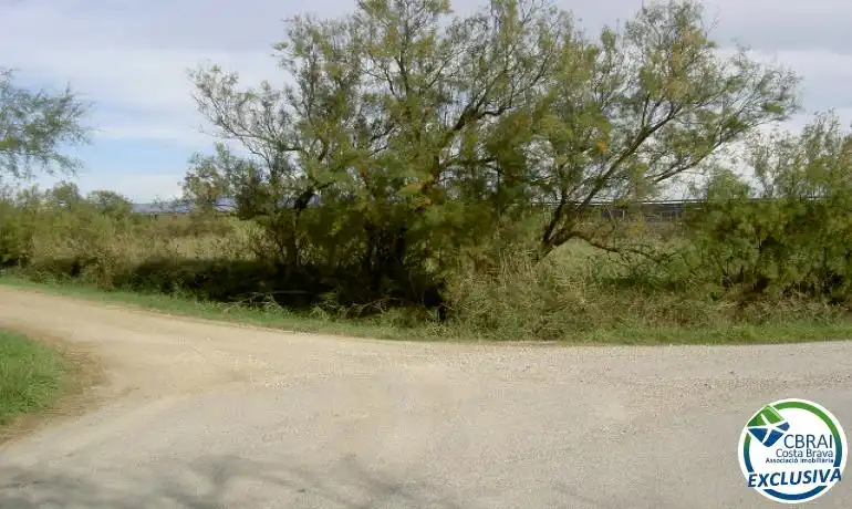 Rural land for sale in GIV-6216