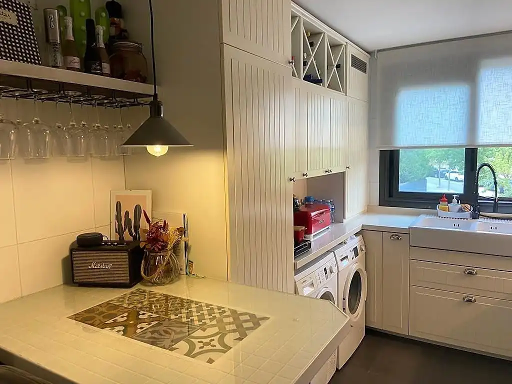 Cuina de Pis en venda en Sabadell amb Aire condicionat, Calefacció i Jardí privat