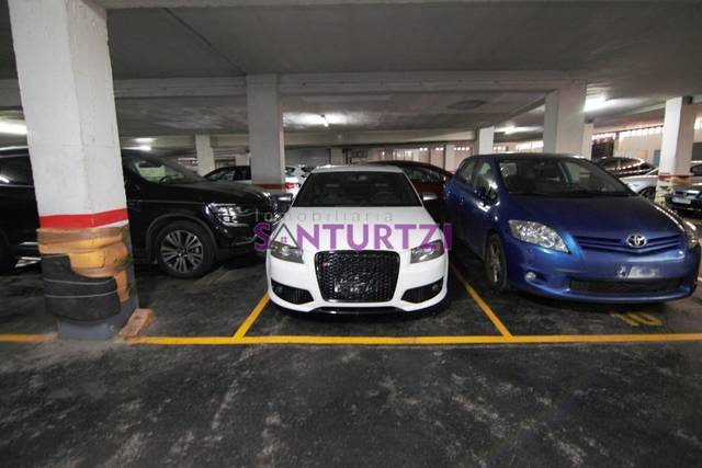 Garaje en Venta en Mamariga