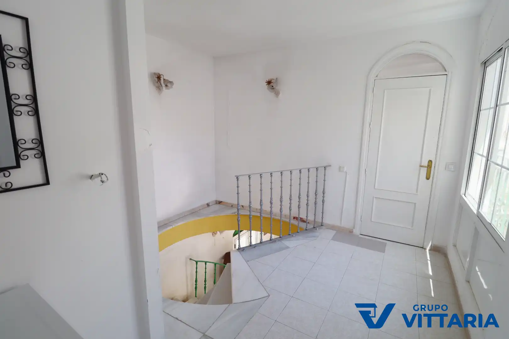 Casa adosada en venta en Almería con Aire acondicionado, Terraza y Trastero