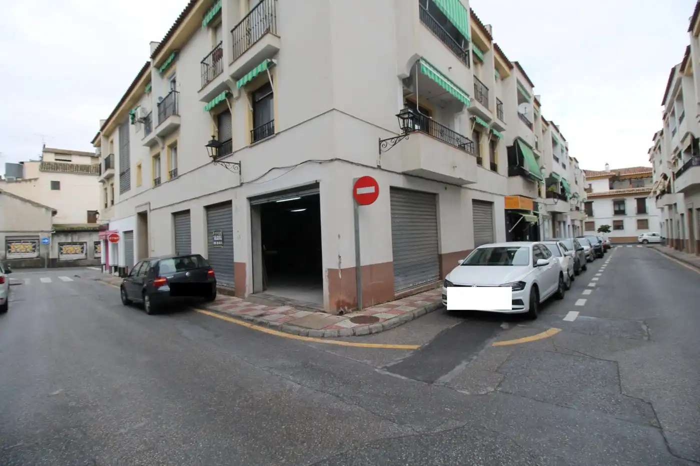 Local commercial à louer à La Zubia Ciudad
