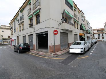 Local comercial en alquiler en La Zubia Ciudad