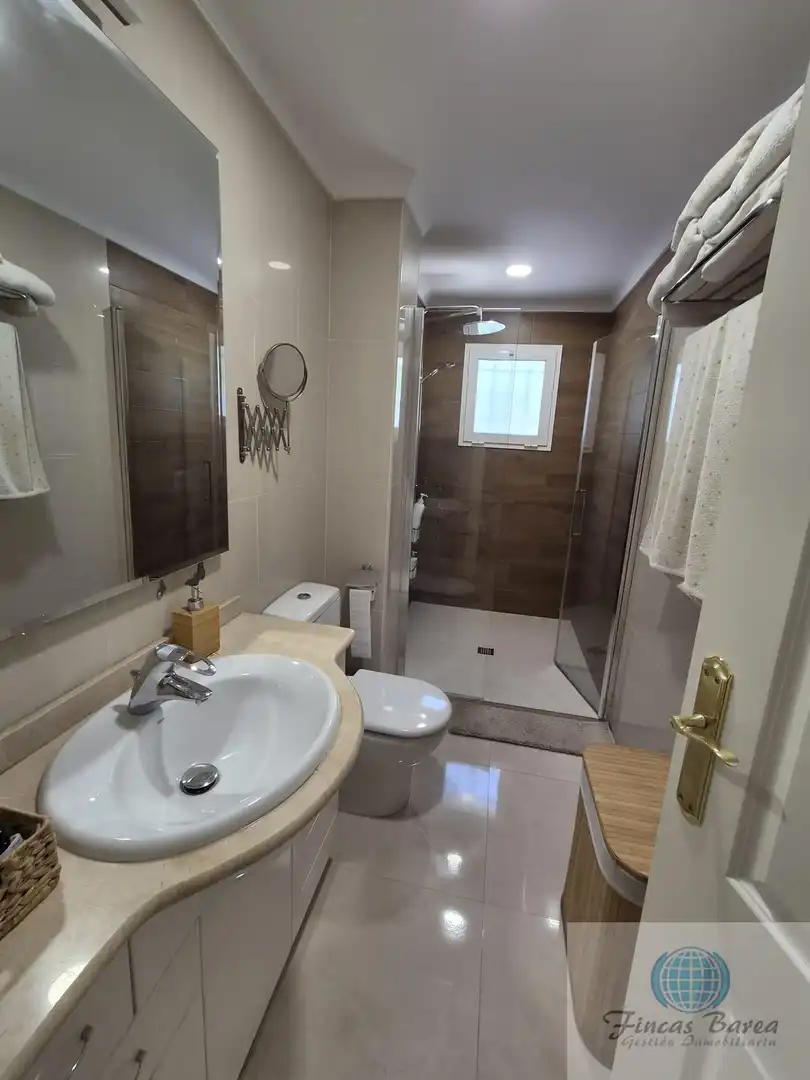 Baño de Piso en venta en Mijas con Aire acondicionado, Terraza y Trastero