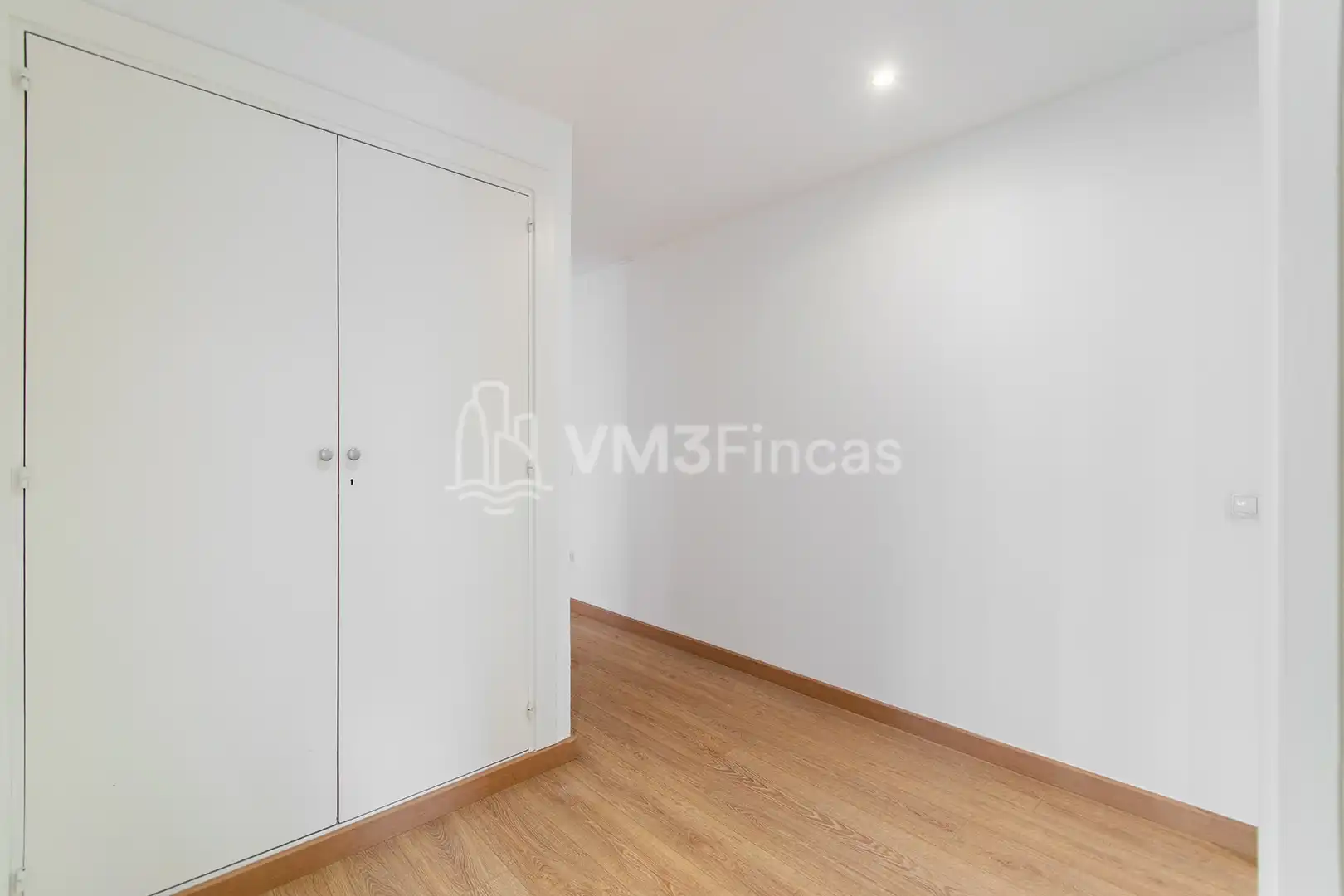 Schlafzimmer von Wohnung zur Miete in Barcelona mit Klimaanlage, Heizung und Parkett